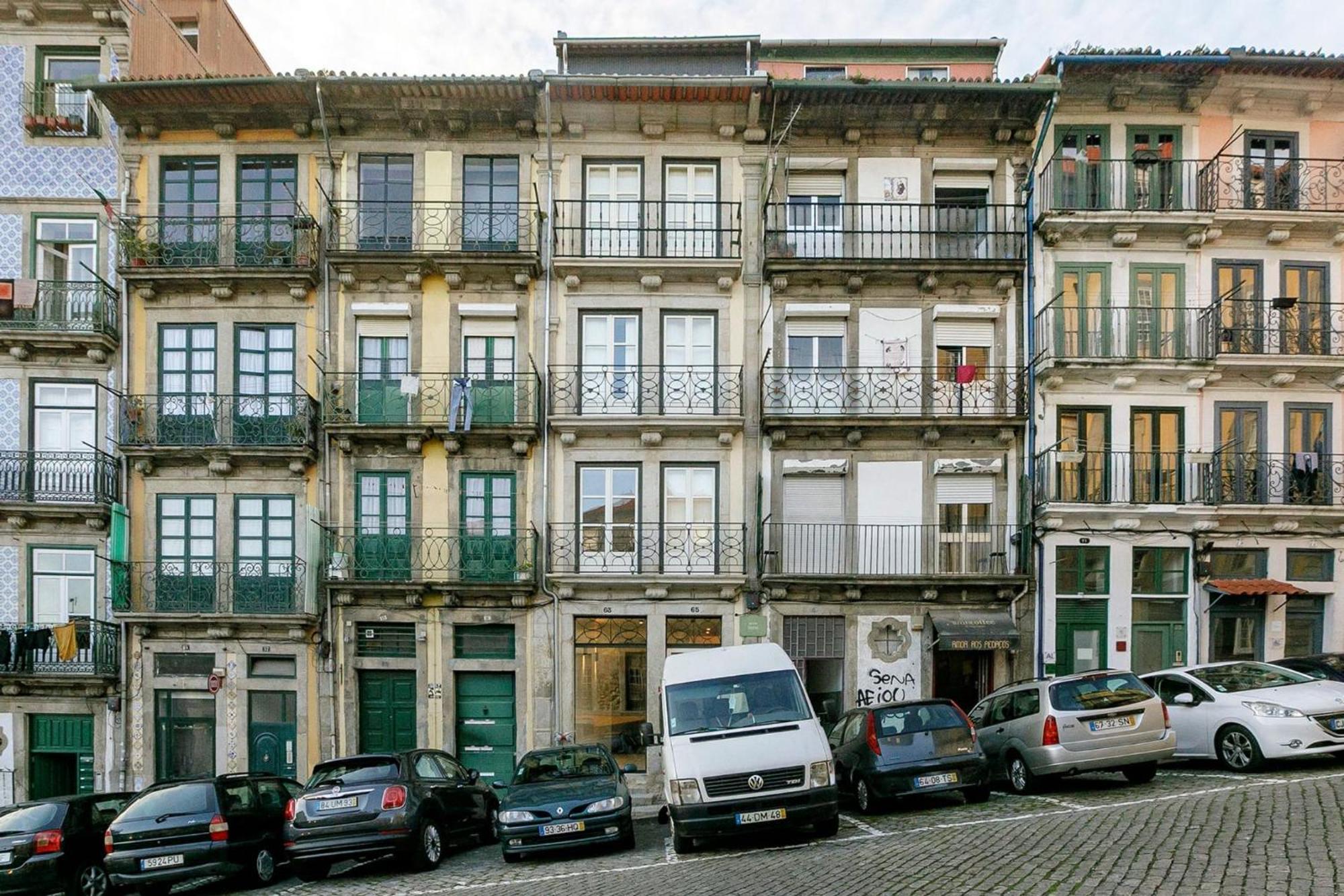 Door 65 - Historical Center Apartments Porto Eksteriør billede